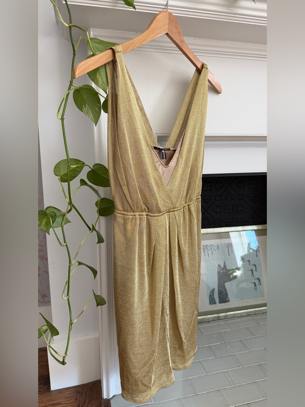Elie Tahari Metallic Gold Sleeveless V-Neck Dress